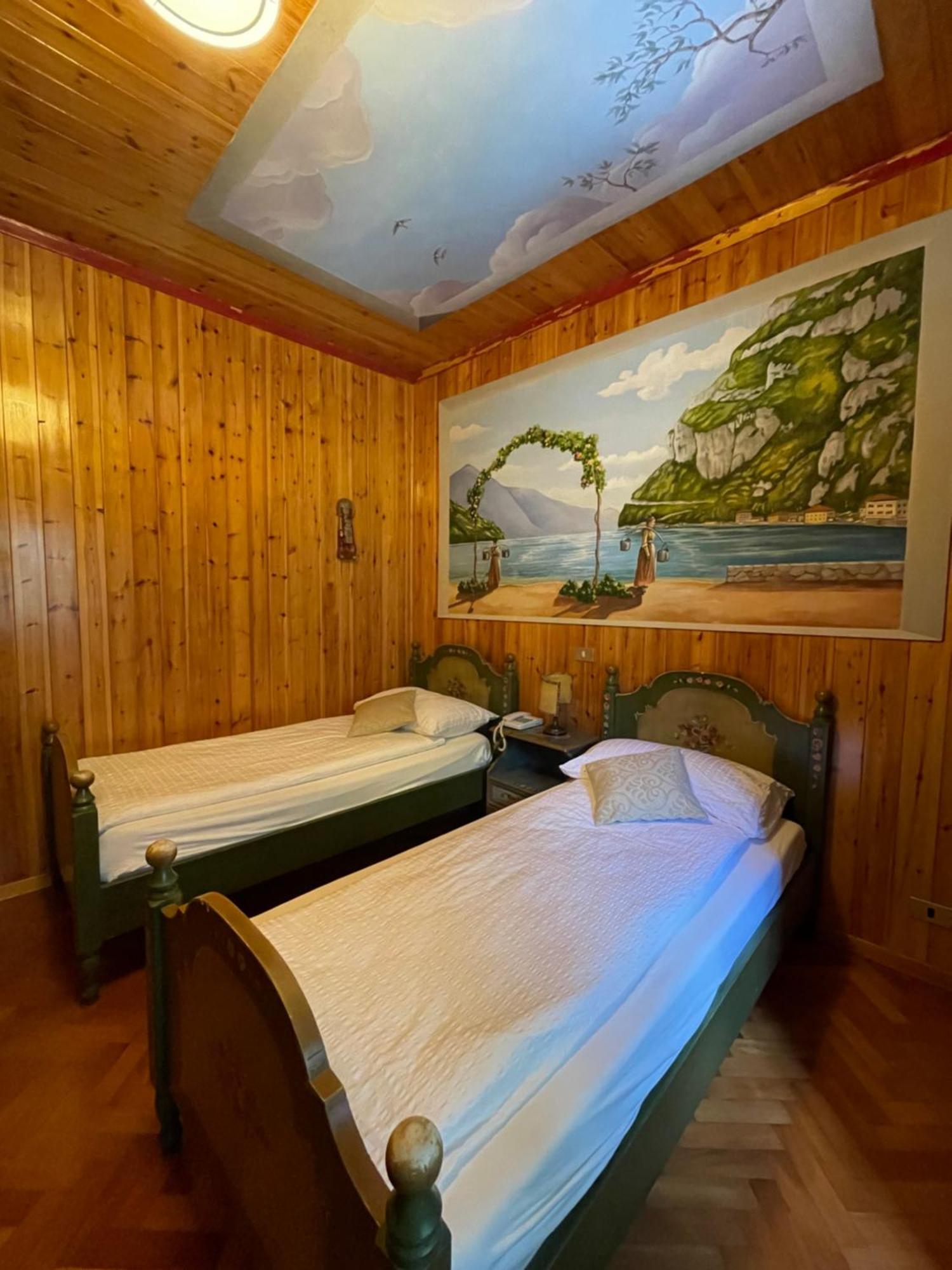 Villaggio Aquila Hotel